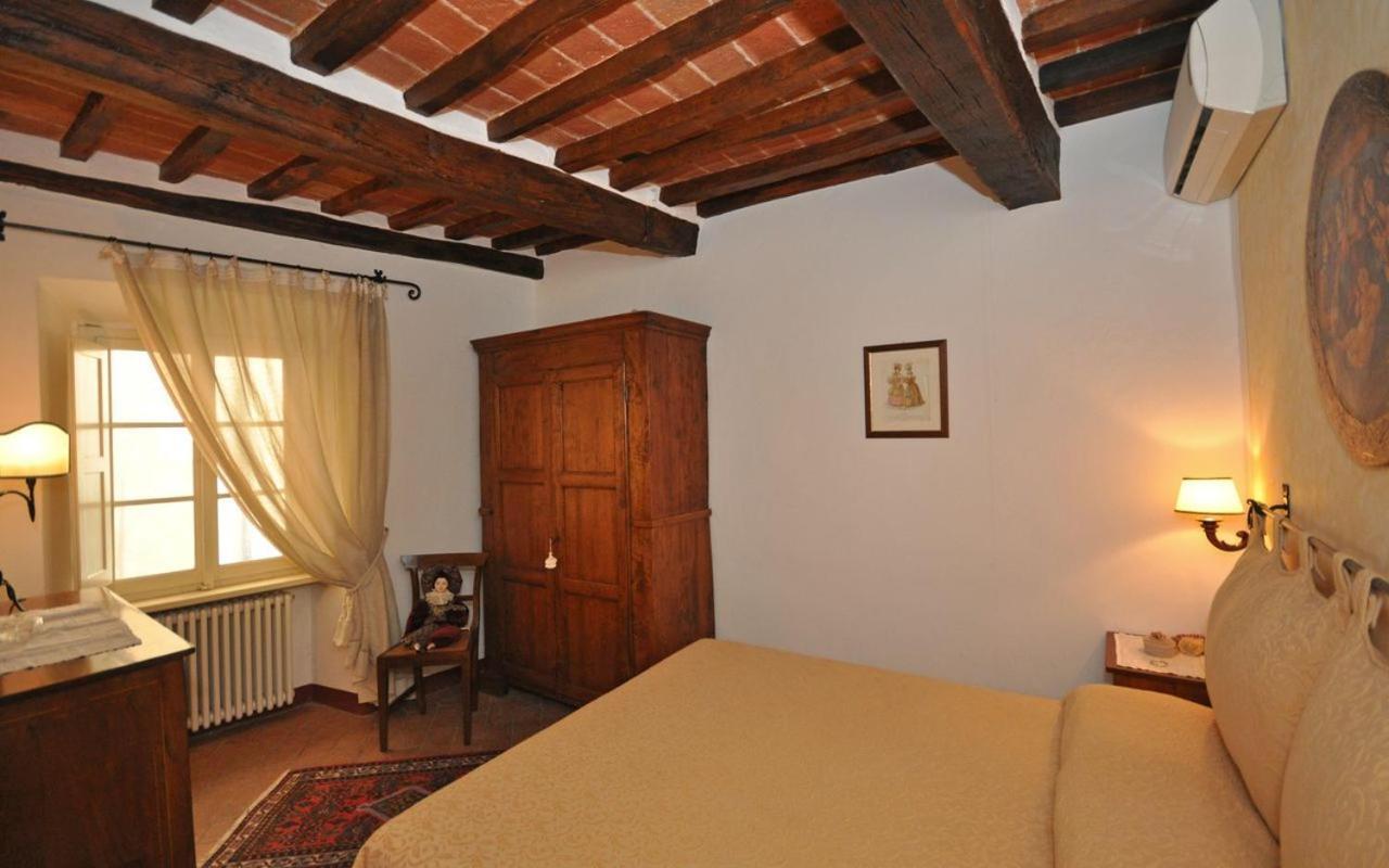 Appartamento Il Loggiato Cortona Luaran gambar